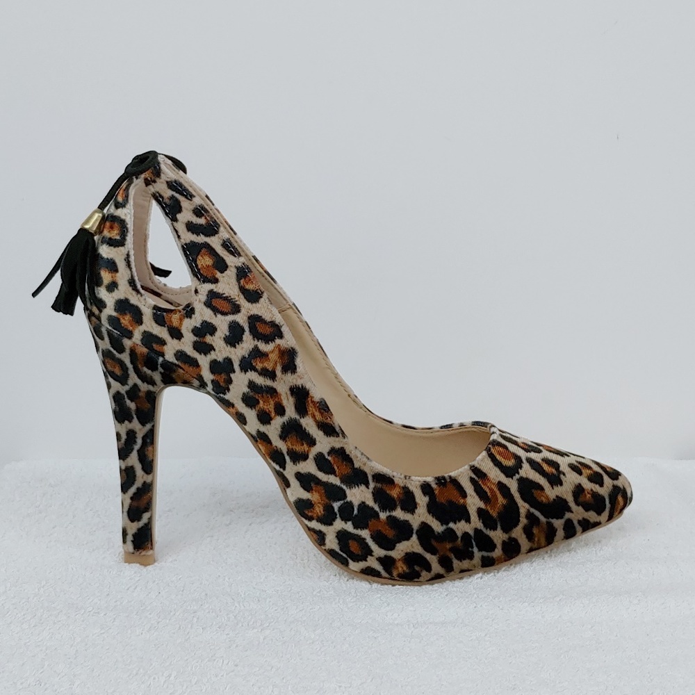 Leopard Print Heels - Picture 4 of 7